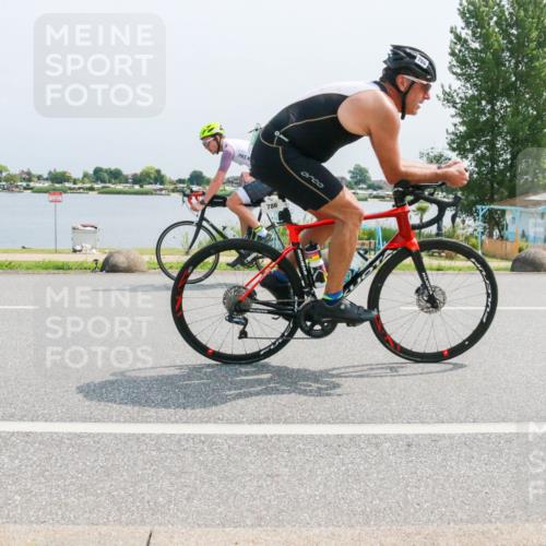 21.06.2025 - 27. Vierlanden-Triathlon H.Heesch http://msf.ph/oto/8014667 15.06.2025 11:50:02 Radfahren 714, 738, 786, 832 meine-sportfotos.de