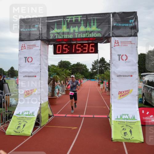 15.06.2025 - 7 Türme Triathlon Michael Strokosch http://msf.ph/oto/8014711 15.06.2025 15:15:36 Ziel 317 meine-sportfotos.de