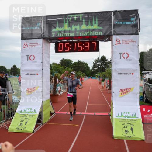 15.06.2025 - 7 Türme Triathlon Michael Strokosch http://msf.ph/oto/8014729 15.06.2025 15:15:37 Ziel 317 meine-sportfotos.de