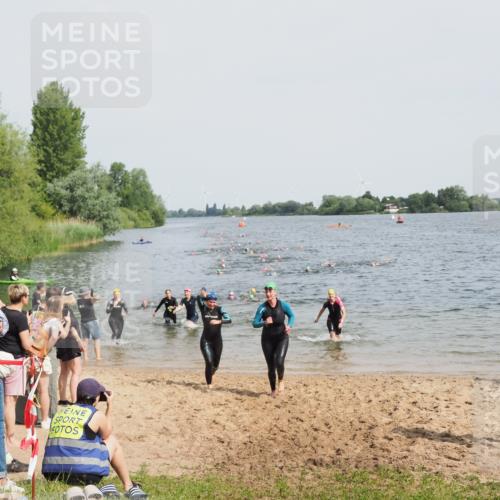 21.06.2025 - 27. Vierlanden-Triathlon MichiJ http://msf.ph/oto/8014801 15.06.2026 10:16:14 Schwimmen 445, 477, 489, 523, 611 meine-sportfotos.de