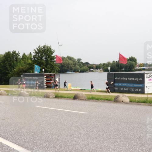15.06.2025 - 27. Vierlanden-Triathlon H.Heesch http://msf.ph/oto/8014802 15.06.2025 11:16:22 Radfahren 794 meine-sportfotos.de