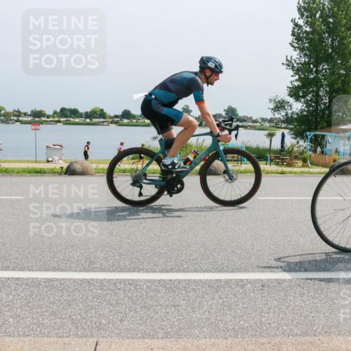 21.06.2025 - 27. Vierlanden-Triathlon H.Heesch http://msf.ph/oto/8014826 15.06.2025 11:50:20 Radfahren 670, 729, 731, 766, 783 meine-sportfotos.de