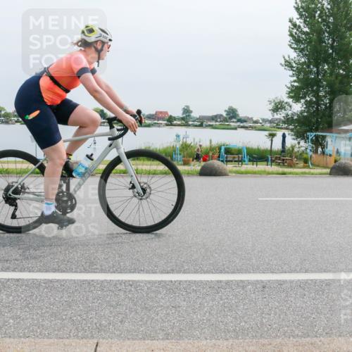 15.06.2025 - 27. Vierlanden-Triathlon H.Heesch http://msf.ph/oto/8014829 15.06.2025 11:12:05 Radfahren 558, 793 meine-sportfotos.de
