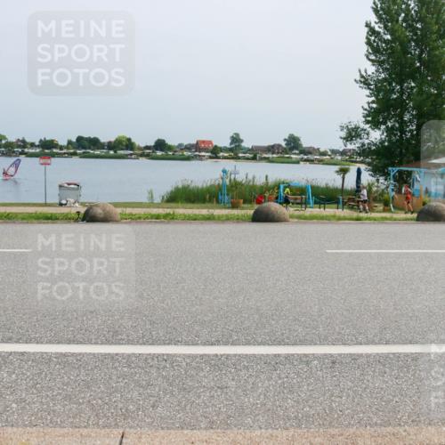 21.06.2025 - 27. Vierlanden-Triathlon H.Heesch http://msf.ph/oto/8014932 15.06.2025 11:51:29 Radfahren 794 meine-sportfotos.de
