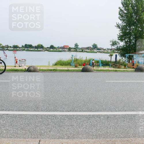 21.06.2025 - 27. Vierlanden-Triathlon H.Heesch http://msf.ph/oto/8014951 15.06.2025 11:51:37 Radfahren 728, 824, 952, 958 meine-sportfotos.de