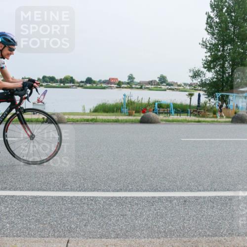 21.06.2025 - 27. Vierlanden-Triathlon H.Heesch http://msf.ph/oto/8014989 15.06.2025 11:51:56 Radfahren 208, 784 meine-sportfotos.de
