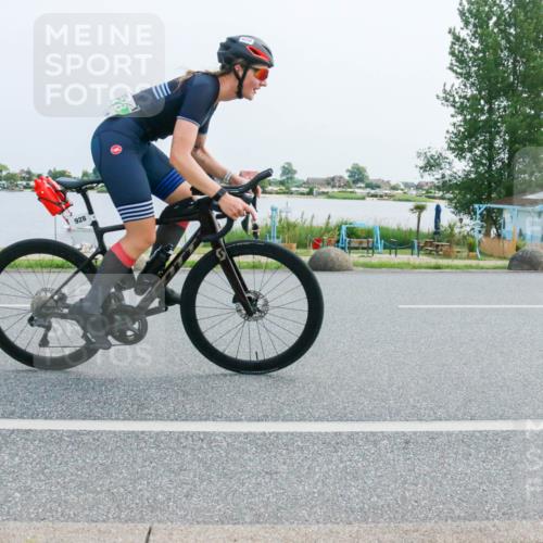 21.06.2025 - 27. Vierlanden-Triathlon H.Heesch http://msf.ph/oto/8015018 15.06.2025 11:52:01 Radfahren 784, 928 meine-sportfotos.de