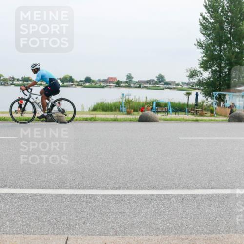 15.06.2025 - 27. Vierlanden-Triathlon H.Heesch http://msf.ph/oto/8015038 15.06.2025 11:12:23 Radfahren 235, 637, 699, 854 meine-sportfotos.de