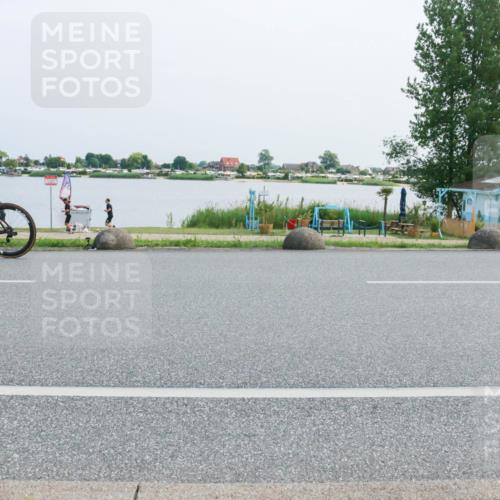 21.06.2025 - 27. Vierlanden-Triathlon H.Heesch http://msf.ph/oto/8015051 15.06.2025 11:52:03 Radfahren 645, 784, 928 meine-sportfotos.de