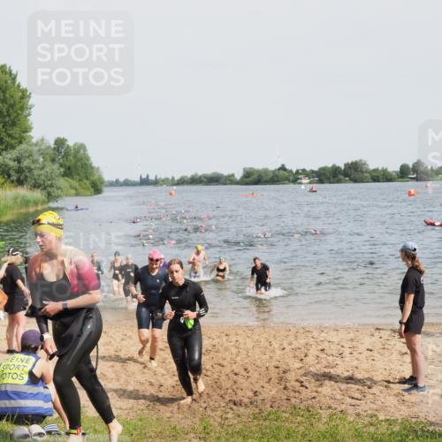 21.06.2025 - 27. Vierlanden-Triathlon MichiJ http://msf.ph/oto/8015083 15.06.2026 10:16:23 Schwimmen 477, 487, 489, 491, 494, 499, 523, 526, 574, 611, 614, 634 meine-sportfotos.de