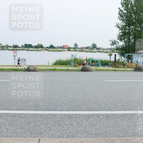 21.06.2025 - 27. Vierlanden-Triathlon H.Heesch http://msf.ph/oto/8015100 15.06.2025 11:52:17 Radfahren 720, 767, 803, 805, 871 meine-sportfotos.de