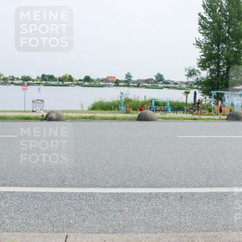 21.06.2025 - 27. Vierlanden-Triathlon H.Heesch http://msf.ph/oto/8015274 15.06.2025 11:53:12 Radfahren 687, 787, 921, 934 meine-sportfotos.de