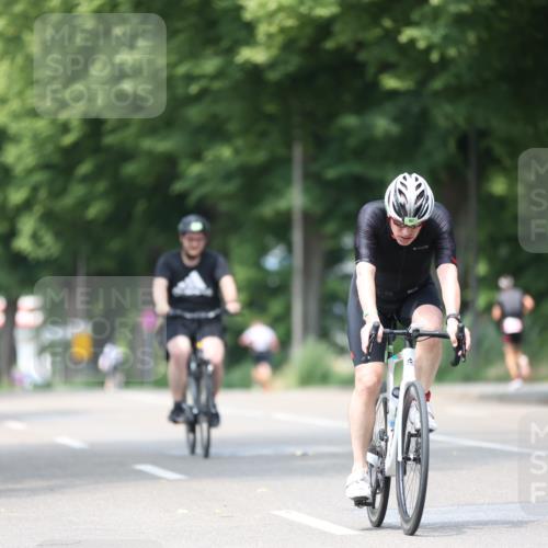 15.06.2025 - 7 Türme Triathlon Yannick Fuchs http://msf.ph/oto/8015341 15.06.2025 13:28:36 Radfahren 636, 767, 896 meine-sportfotos.de