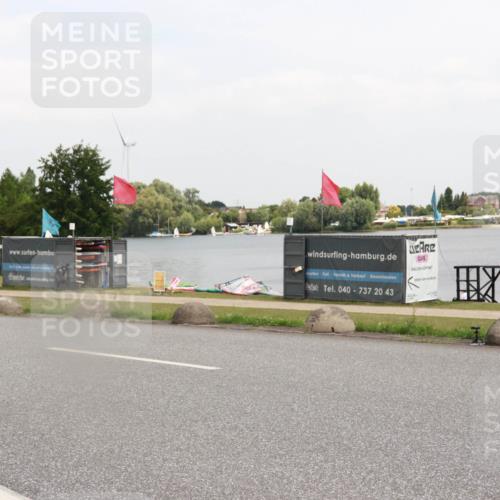 21.06.2025 - 27. Vierlanden-Triathlon H.Heesch http://msf.ph/oto/8015422 15.06.2025 12:03:22 Radfahren 849, 912 meine-sportfotos.de