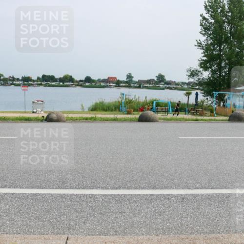 21.06.2025 - 27. Vierlanden-Triathlon H.Heesch http://msf.ph/oto/8015513 15.06.2025 11:54:23 Radfahren 726, 753, 816 meine-sportfotos.de