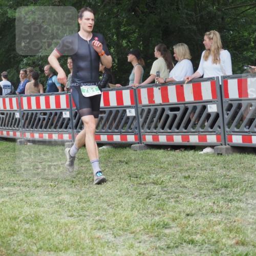 21.06.2025 - 27. Vierlanden-Triathlon KatJ http://msf.ph/oto/8015540 15.06.2025 13:13:24 Ziel 723, 761, 778 meine-sportfotos.de