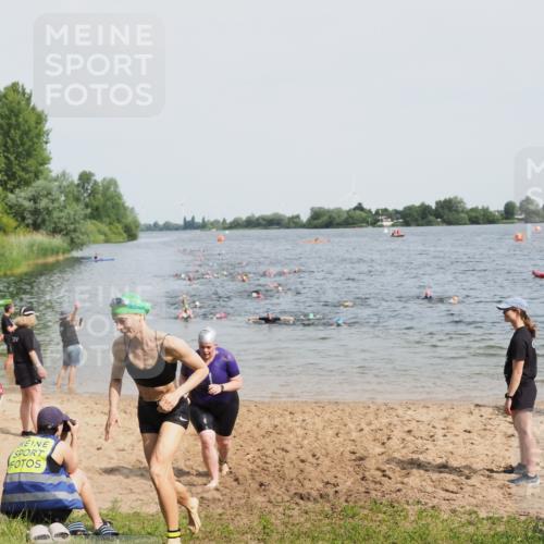 21.06.2025 - 27. Vierlanden-Triathlon MichiJ http://msf.ph/oto/8015554 15.06.2026 10:16:33 Schwimmen 487, 491, 499, 526, 549, 574, 614, 634 meine-sportfotos.de