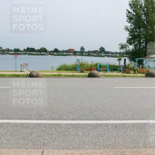 21.06.2025 - 27. Vierlanden-Triathlon H.Heesch http://msf.ph/oto/8015562 15.06.2025 11:54:56 Radfahren 846 meine-sportfotos.de