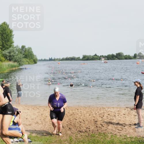21.06.2025 - 27. Vierlanden-Triathlon MichiJ http://msf.ph/oto/8015583 15.06.2026 10:16:33 Schwimmen 487, 491, 499, 526, 549, 574, 614, 634 meine-sportfotos.de