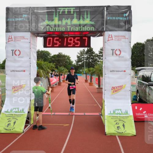 15.06.2025 - 7 Türme Triathlon Michael Strokosch http://msf.ph/oto/8015585 15.06.2025 15:19:56 Ziel 257 meine-sportfotos.de