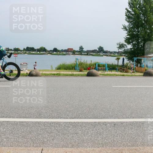 21.06.2025 - 27. Vierlanden-Triathlon H.Heesch http://msf.ph/oto/8015596 15.06.2025 11:55:11 Radfahren 799, 970 meine-sportfotos.de
