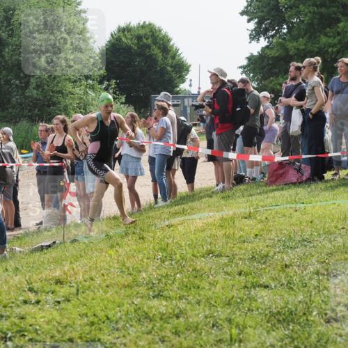 15.06.2025 - 27. Vierlanden-Triathlon KatJ http://msf.ph/oto/8015675 15.06.2025 10:15:43 Schwimmen 483, 508, 509, 511, 564, 590, 620 meine-sportfotos.de