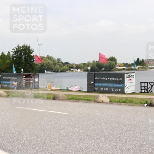 21.06.2025 - 27. Vierlanden-Triathlon H.Heesch http://msf.ph/oto/8015697 15.06.2025 12:04:04 Radfahren 735, 764, 775, 798, 858, 956 meine-sportfotos.de