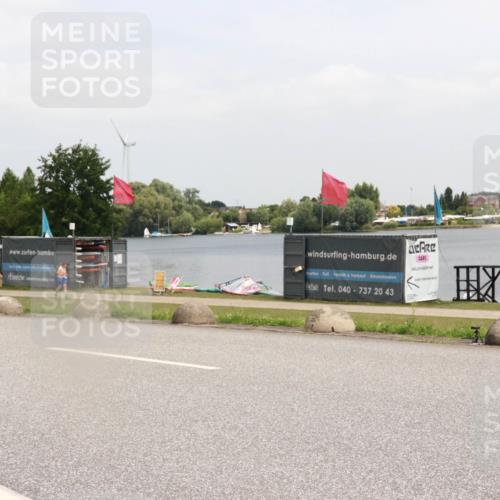 21.06.2025 - 27. Vierlanden-Triathlon H.Heesch http://msf.ph/oto/8015703 15.06.2025 12:04:05 Radfahren 735, 764, 775, 798, 858, 956 meine-sportfotos.de