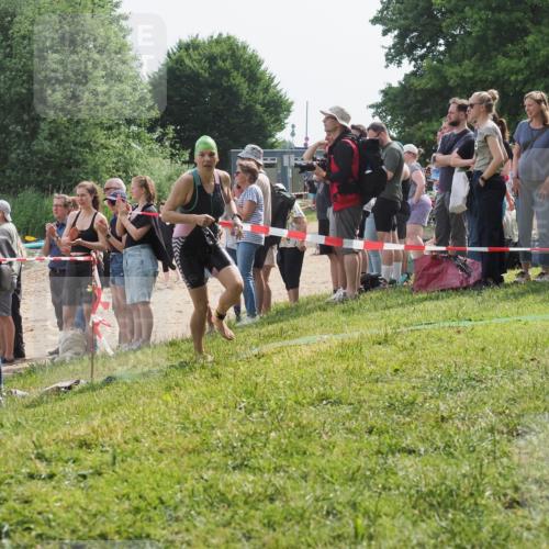 15.06.2025 - 27. Vierlanden-Triathlon KatJ http://msf.ph/oto/8015704 15.06.2025 10:15:43 Schwimmen 483, 508, 509, 511, 564, 590, 620 meine-sportfotos.de