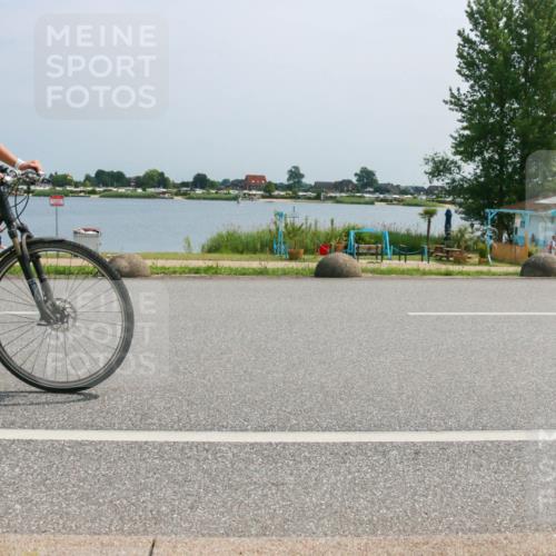 21.06.2025 - 27. Vierlanden-Triathlon H.Heesch http://msf.ph/oto/8015707 15.06.2025 11:55:17 Radfahren 203, 780, 799, 835, 970 meine-sportfotos.de