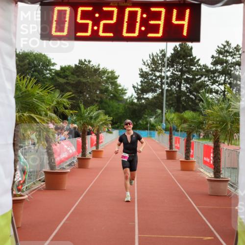 15.06.2025 - 7 Türme Triathlon Michael Strokosch http://msf.ph/oto/8015714 15.06.2025 15:20:34 Ziel 315 meine-sportfotos.de