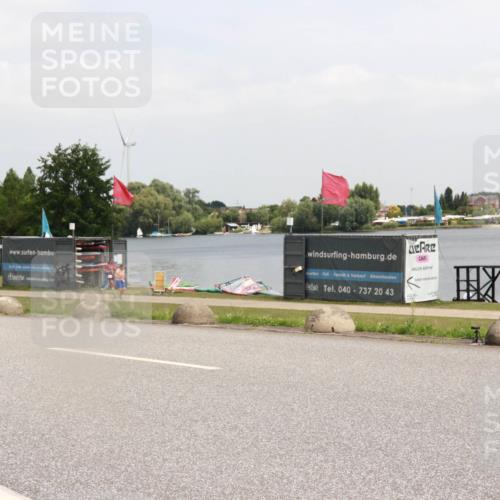 21.06.2025 - 27. Vierlanden-Triathlon H.Heesch http://msf.ph/oto/8015751 15.06.2025 12:04:07 Radfahren 653, 735, 764, 775, 858, 956 meine-sportfotos.de