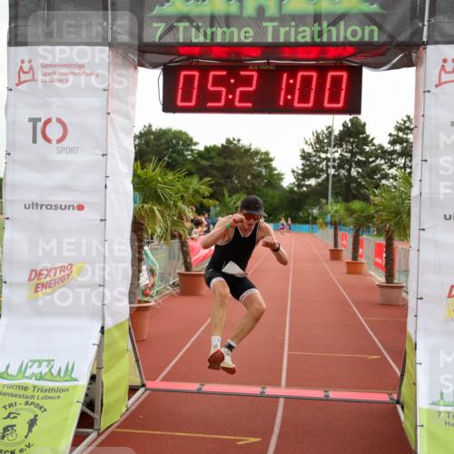 15.06.2025 - 7 Türme Triathlon Michael Strokosch http://msf.ph/oto/8015803 15.06.2025 15:21:00 Ziel 316 meine-sportfotos.de