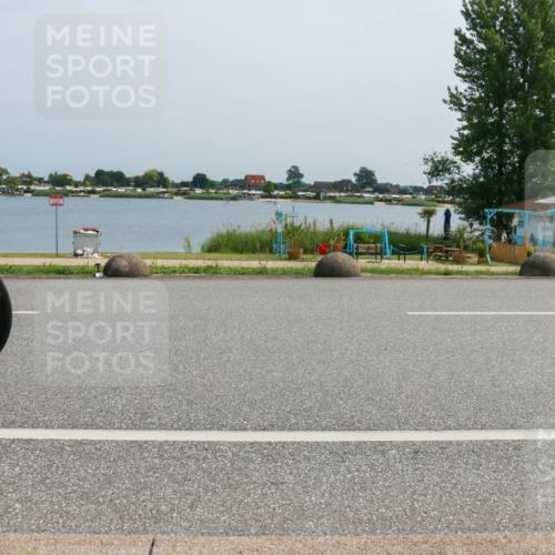 21.06.2025 - 27. Vierlanden-Triathlon H.Heesch http://msf.ph/oto/8015844 15.06.2025 11:55:24 Radfahren 835, 920, 960, 962, 982 meine-sportfotos.de