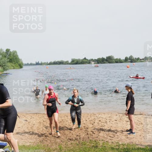 21.06.2025 - 27. Vierlanden-Triathlon MichiJ http://msf.ph/oto/8015854 15.06.2026 10:16:49 Schwimmen 484, 501, 516, 551, 566, 595, 604, 633 meine-sportfotos.de