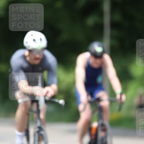 15.06.2025 - 7 Türme Triathlon Yannick Fuchs http://msf.ph/oto/8015875 15.06.2025 13:28:48 Radfahren 274, 557, 595, 745, 804, 805, 886, 1049 meine-sportfotos.de