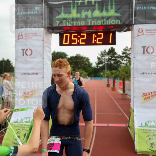 15.06.2025 - 7 Türme Triathlon Michael Strokosch http://msf.ph/oto/8015905 15.06.2025 15:21:20 Ziel 204, 236 meine-sportfotos.de