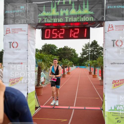 15.06.2025 - 7 Türme Triathlon Michael Strokosch http://msf.ph/oto/8015908 15.06.2025 15:21:21 Ziel 204, 236 meine-sportfotos.de