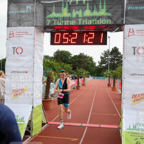 15.06.2025 - 7 Türme Triathlon Michael Strokosch http://msf.ph/oto/8015920 15.06.2025 15:21:21 Ziel 204, 236 meine-sportfotos.de