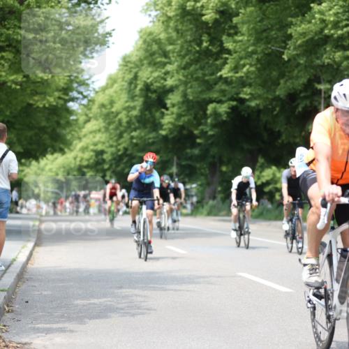 15.06.2025 - 7 Türme Triathlon Yannick Fuchs http://msf.ph/oto/8015932 15.06.2025 13:28:51 Radfahren 274, 339, 557, 558, 595, 745, 804, 805, 886, 1045, 1049 meine-sportfotos.de
