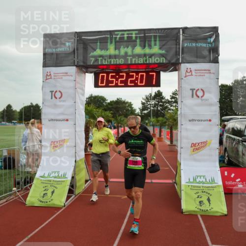 15.06.2025 - 7 Türme Triathlon Michael Strokosch http://msf.ph/oto/8016007 15.06.2025 15:22:07 Ziel 255 meine-sportfotos.de