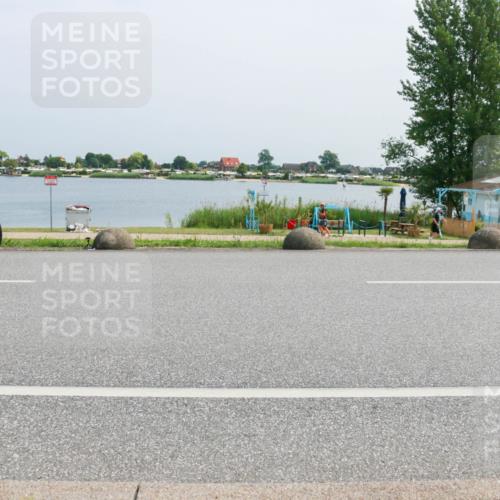 21.06.2025 - 27. Vierlanden-Triathlon H.Heesch http://msf.ph/oto/8016017 15.06.2025 11:55:42 Radfahren 739, 845 meine-sportfotos.de