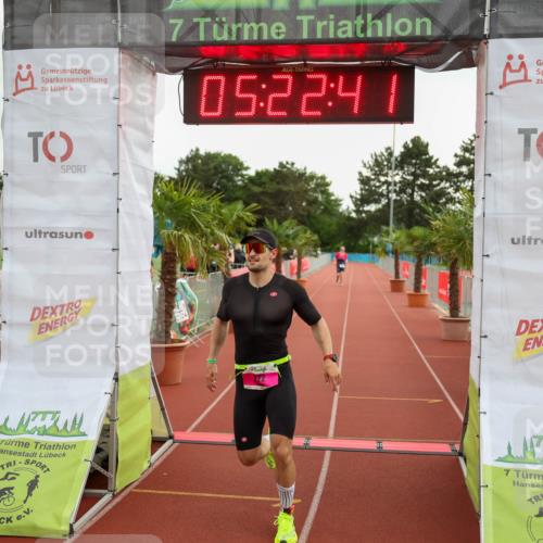 15.06.2025 - 7 Türme Triathlon Michael Strokosch http://msf.ph/oto/8016049 15.06.2025 15:22:41 Ziel 272 meine-sportfotos.de
