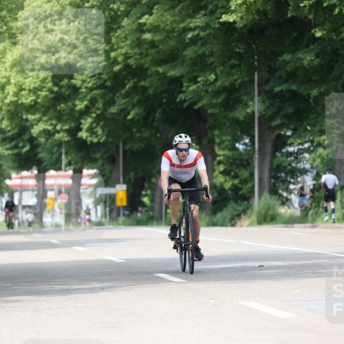 15.06.2025 - 7 Türme Triathlon Yannick Fuchs http://msf.ph/oto/8016065 15.06.2025 13:29:05 Radfahren 653, 680, 833 meine-sportfotos.de
