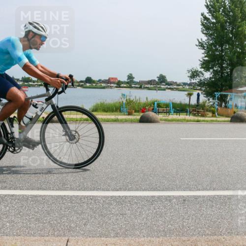 21.06.2025 - 27. Vierlanden-Triathlon H.Heesch http://msf.ph/oto/8016117 15.06.2025 11:55:55 Radfahren 699, 779, 786, 828 meine-sportfotos.de