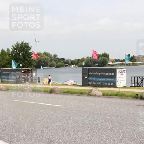 21.06.2025 - 27. Vierlanden-Triathlon H.Heesch http://msf.ph/oto/8016146 15.06.2025 12:04:29 Radfahren 725, 792, 901, 904, 954 meine-sportfotos.de