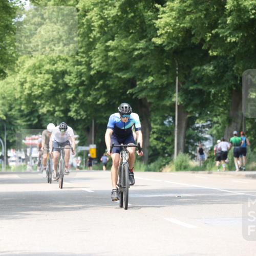 15.06.2025 - 7 Türme Triathlon Yannick Fuchs http://msf.ph/oto/8016312 15.06.2025 13:29:36 Radfahren 284, 499, 623, 635, 950 meine-sportfotos.de