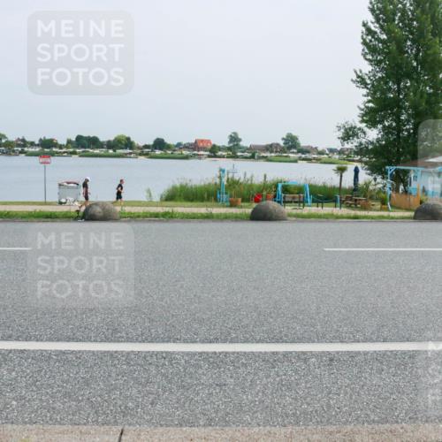 21.06.2025 - 27. Vierlanden-Triathlon H.Heesch http://msf.ph/oto/8016322 15.06.2025 11:56:24 Radfahren 830, 944 meine-sportfotos.de