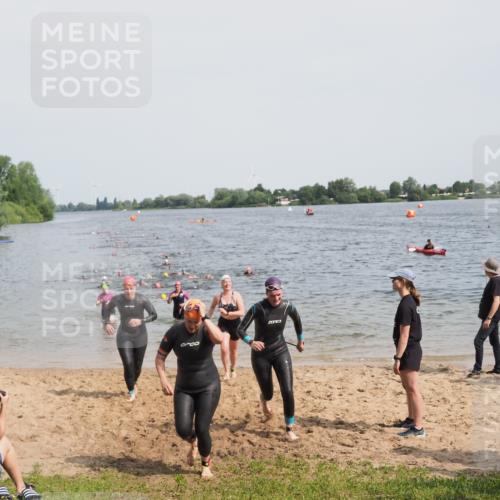 21.06.2025 - 27. Vierlanden-Triathlon MichiJ http://msf.ph/oto/8016456 15.06.2026 10:17:07 Schwimmen 471, 479, 510, 556, 567, 602, 610 meine-sportfotos.de