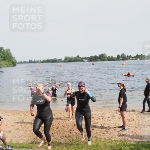 21.06.2025 - 27. Vierlanden-Triathlon MichiJ http://msf.ph/oto/8016485 15.06.2026 10:17:08 Schwimmen 471, 479, 510, 556, 567, 575, 602, 610 meine-sportfotos.de